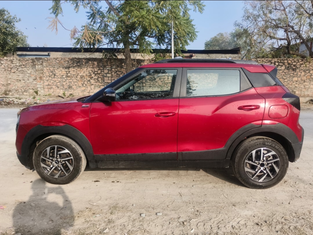 XUV 3XO image 2 XUV 3XO image 2