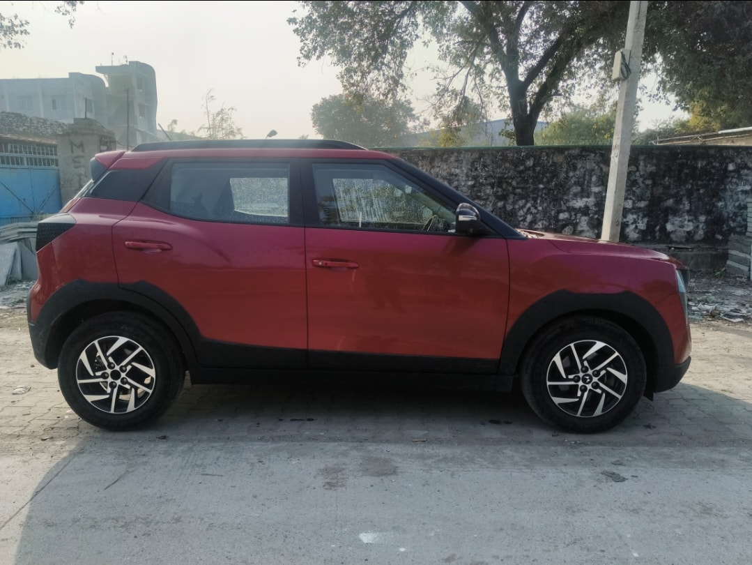 XUV 3XO image 6 XUV 3XO image 6