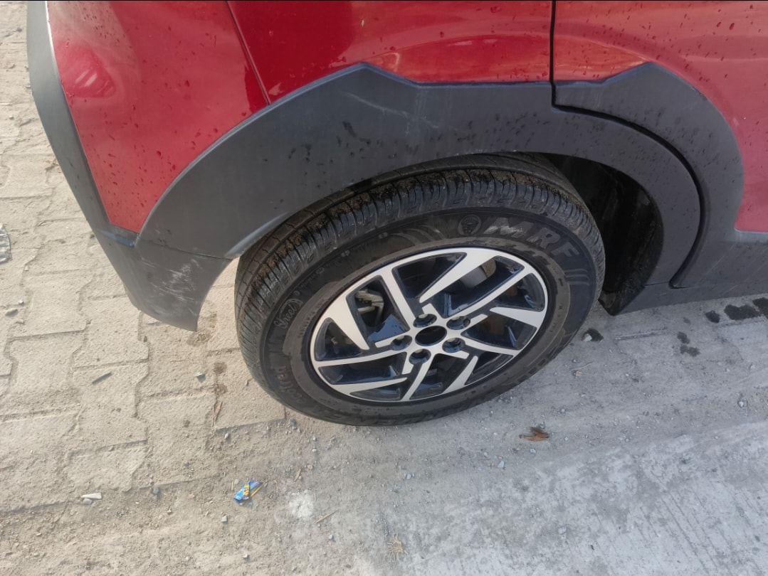 XUV 3XO image 9 XUV 3XO image 9