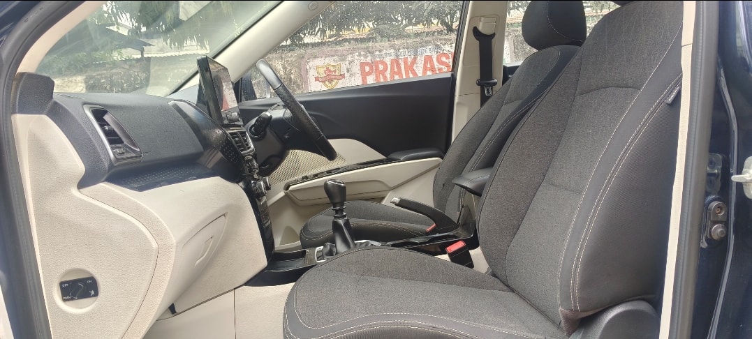 XUV 3XO image 16 XUV 3XO image 16