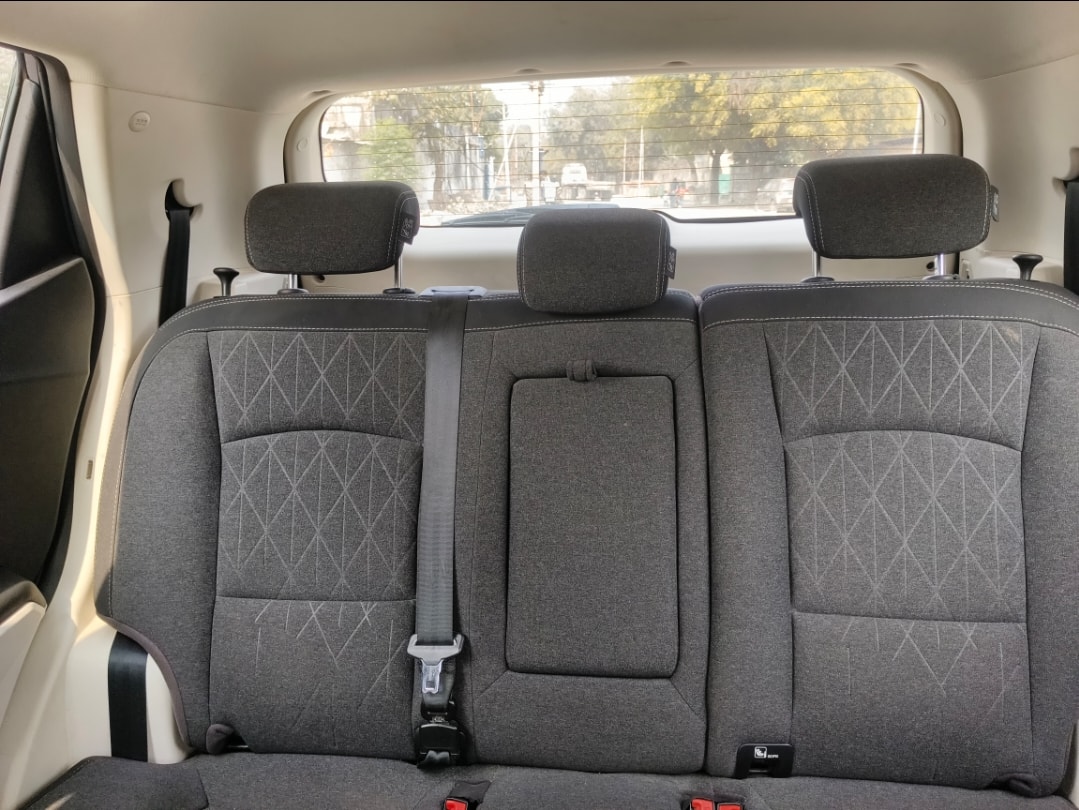 XUV 3XO image 15 XUV 3XO image 15