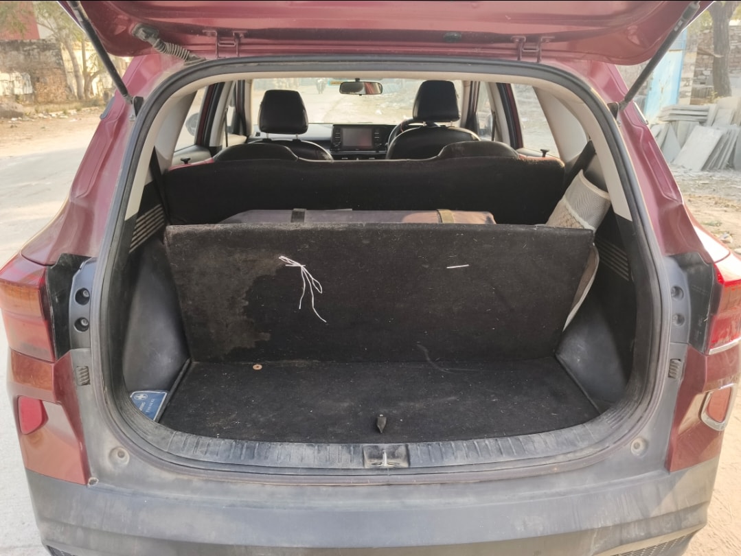 Seltos image 10 Seltos image 10