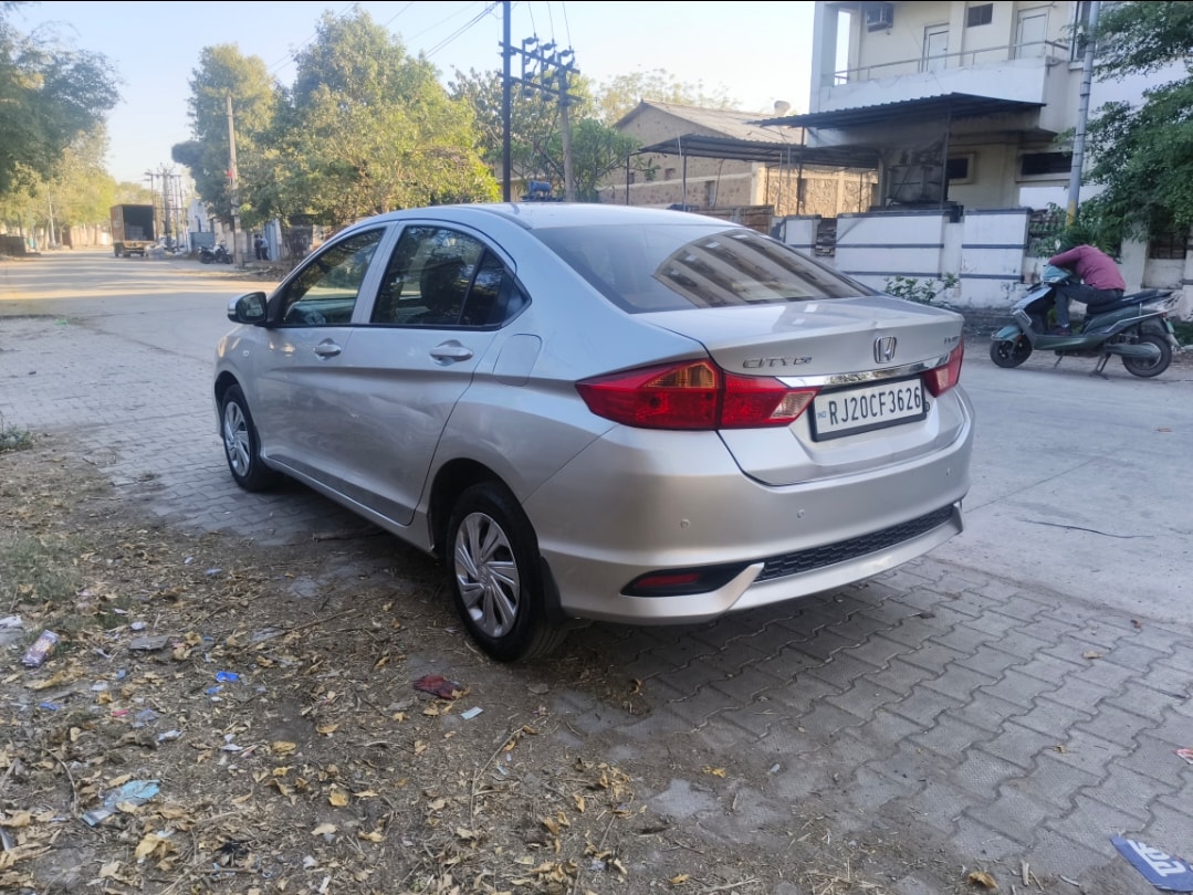 City image 3 City image 3