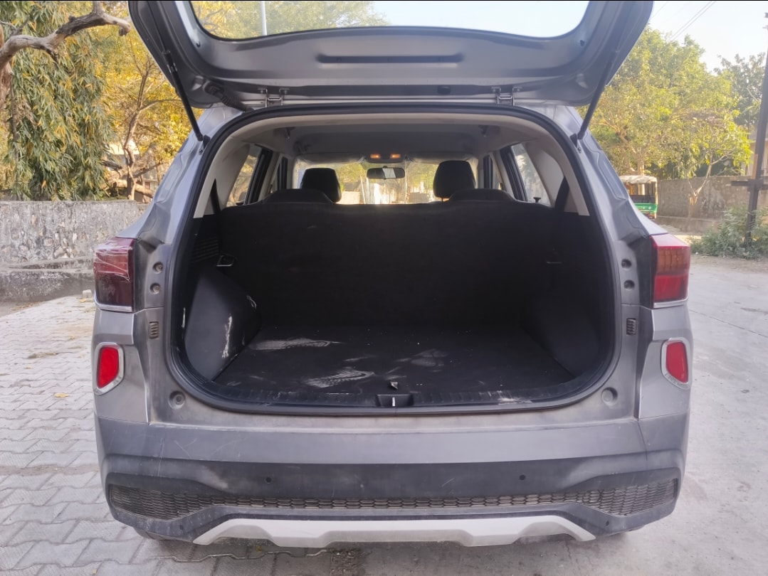 Seltos image 10 Seltos image 10