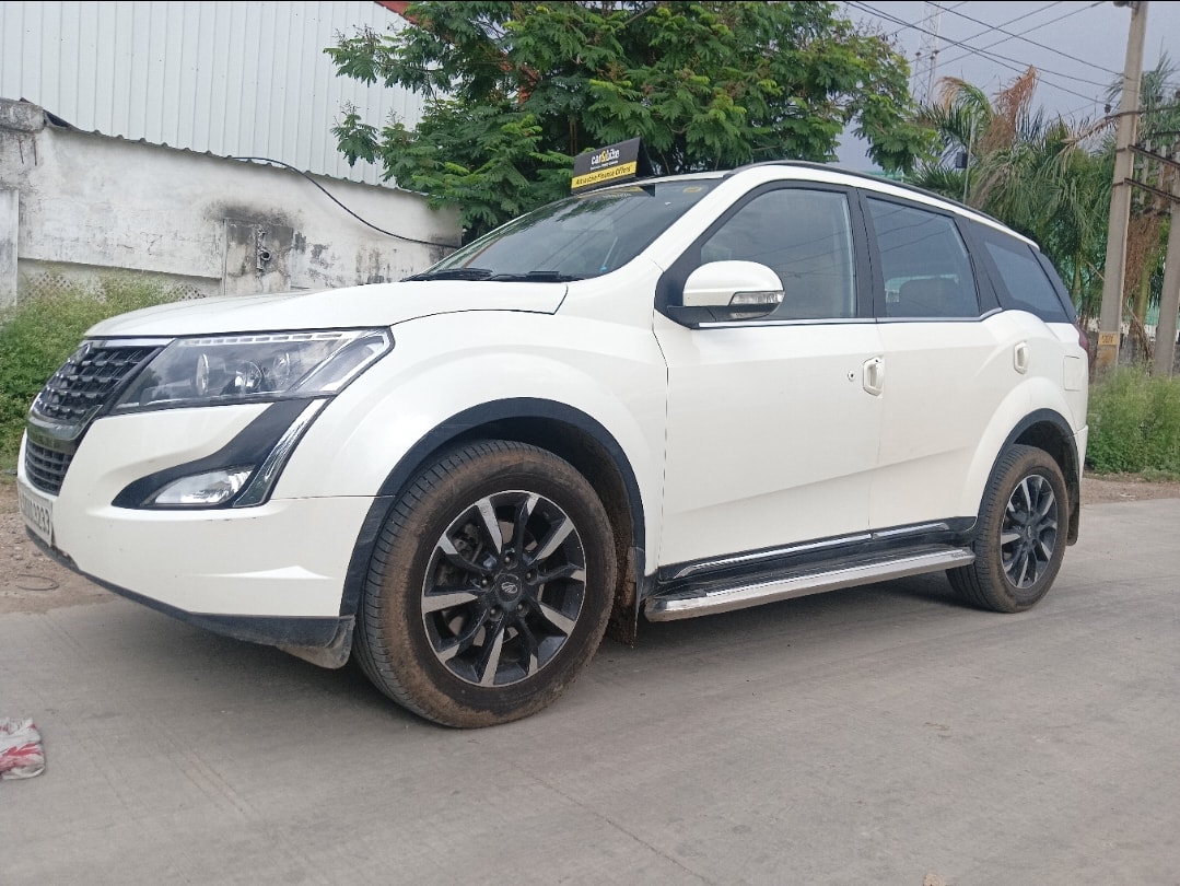 XUV500 image 1 XUV500 image 1