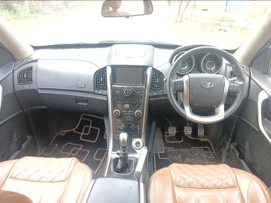 XUV500 image 12 XUV500 image 12