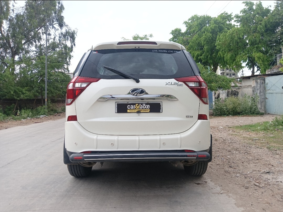 XUV500 image 4 XUV500 image 4