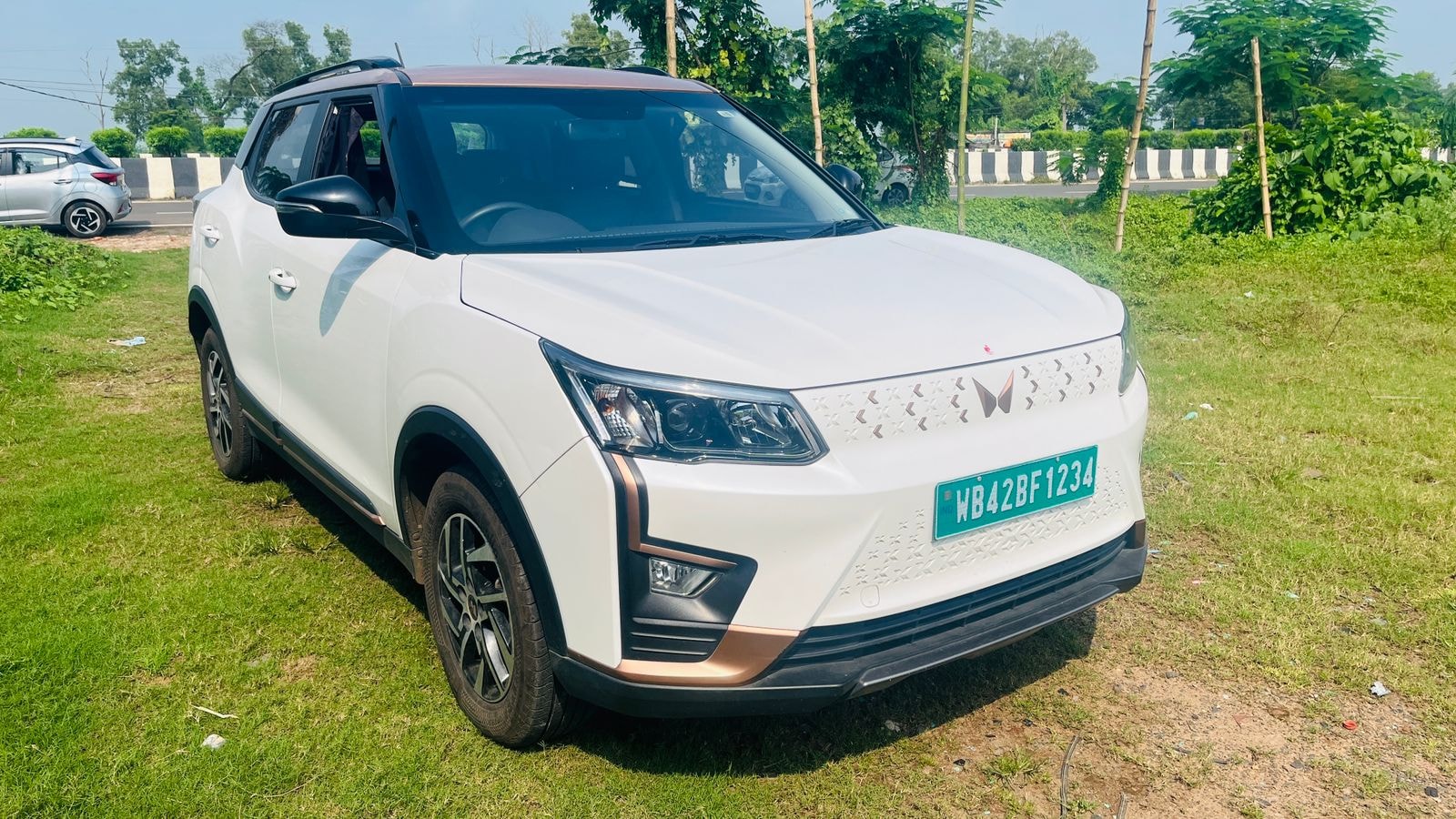 Used 2023 Mahindra XUV400 Used 2023 Mahindra XUV400