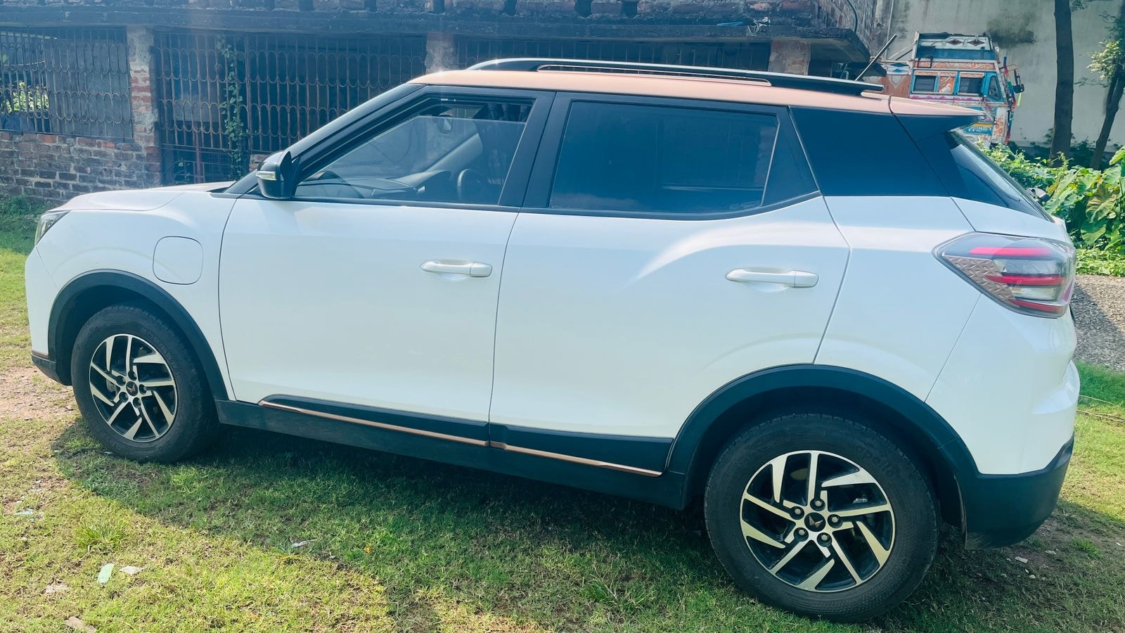 Used 2023 Mahindra XUV400 Used 2023 Mahindra XUV400