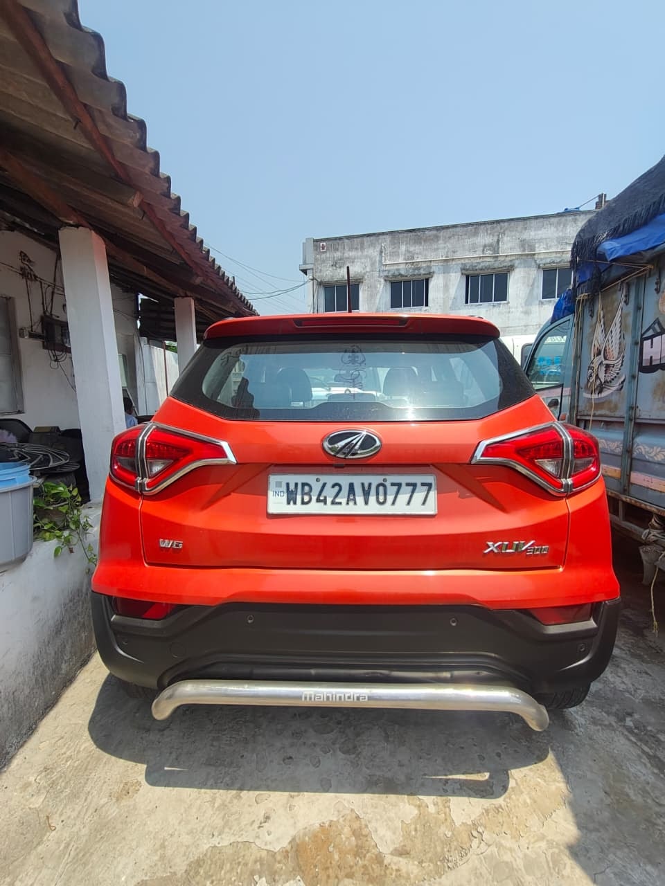 XUV300 image 4 XUV300 image 4