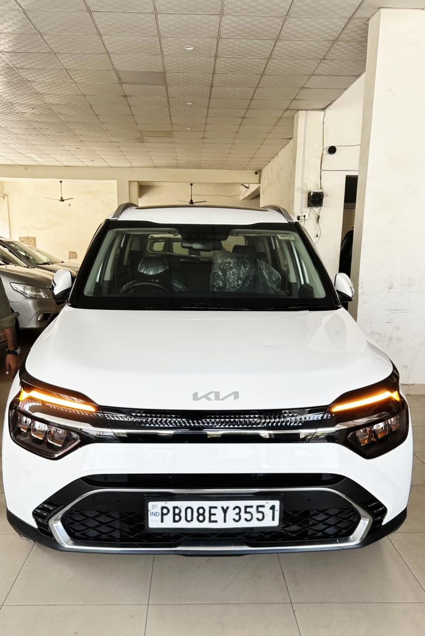 Used 2022 Kia Carens Used 2022 Kia Carens