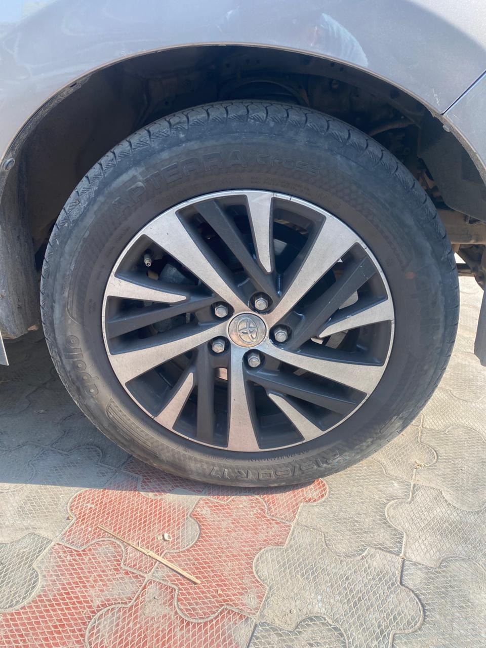 Innova Crysta image 5 Innova Crysta image 5