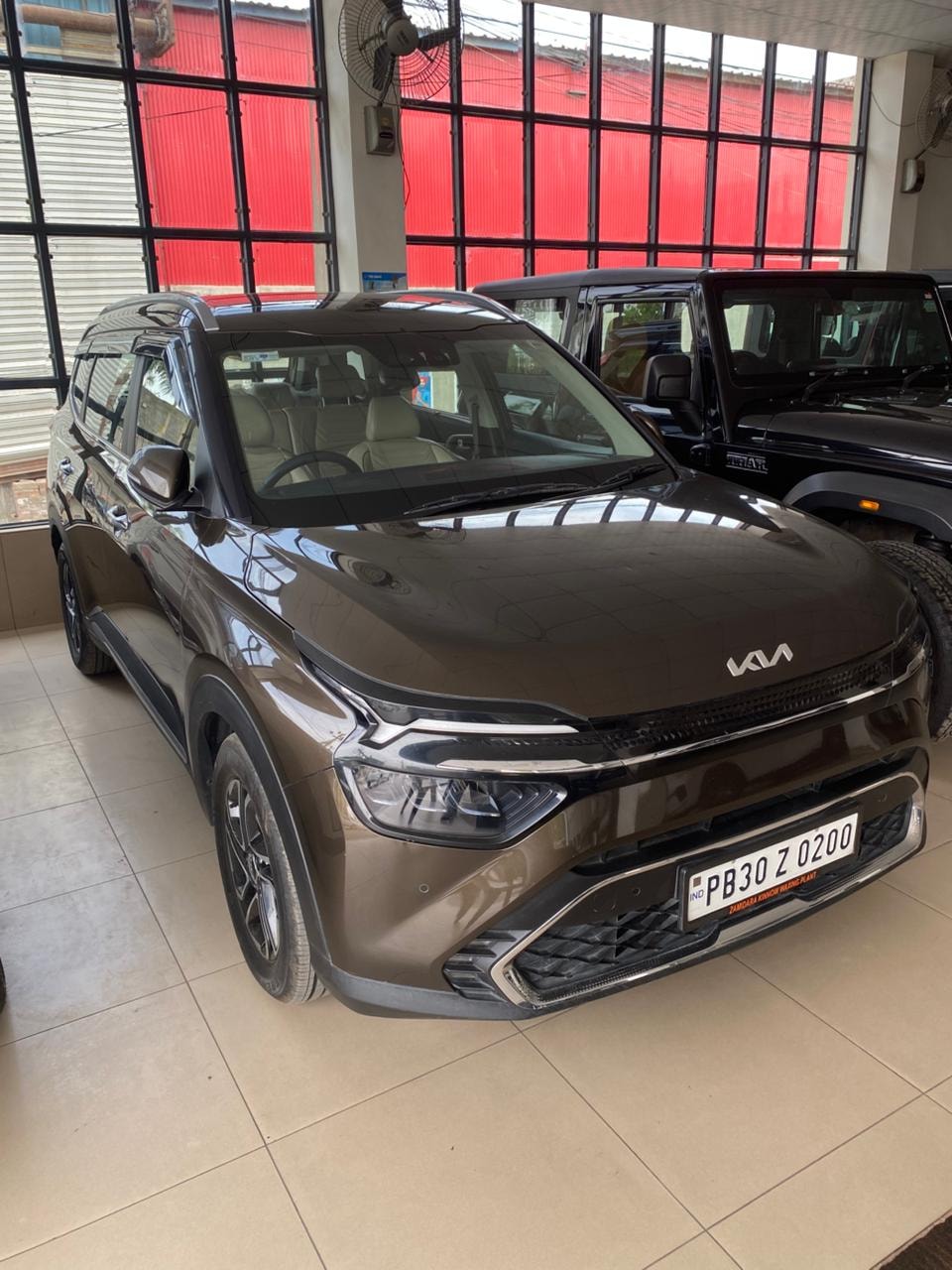 Carens image 2 Carens image 2