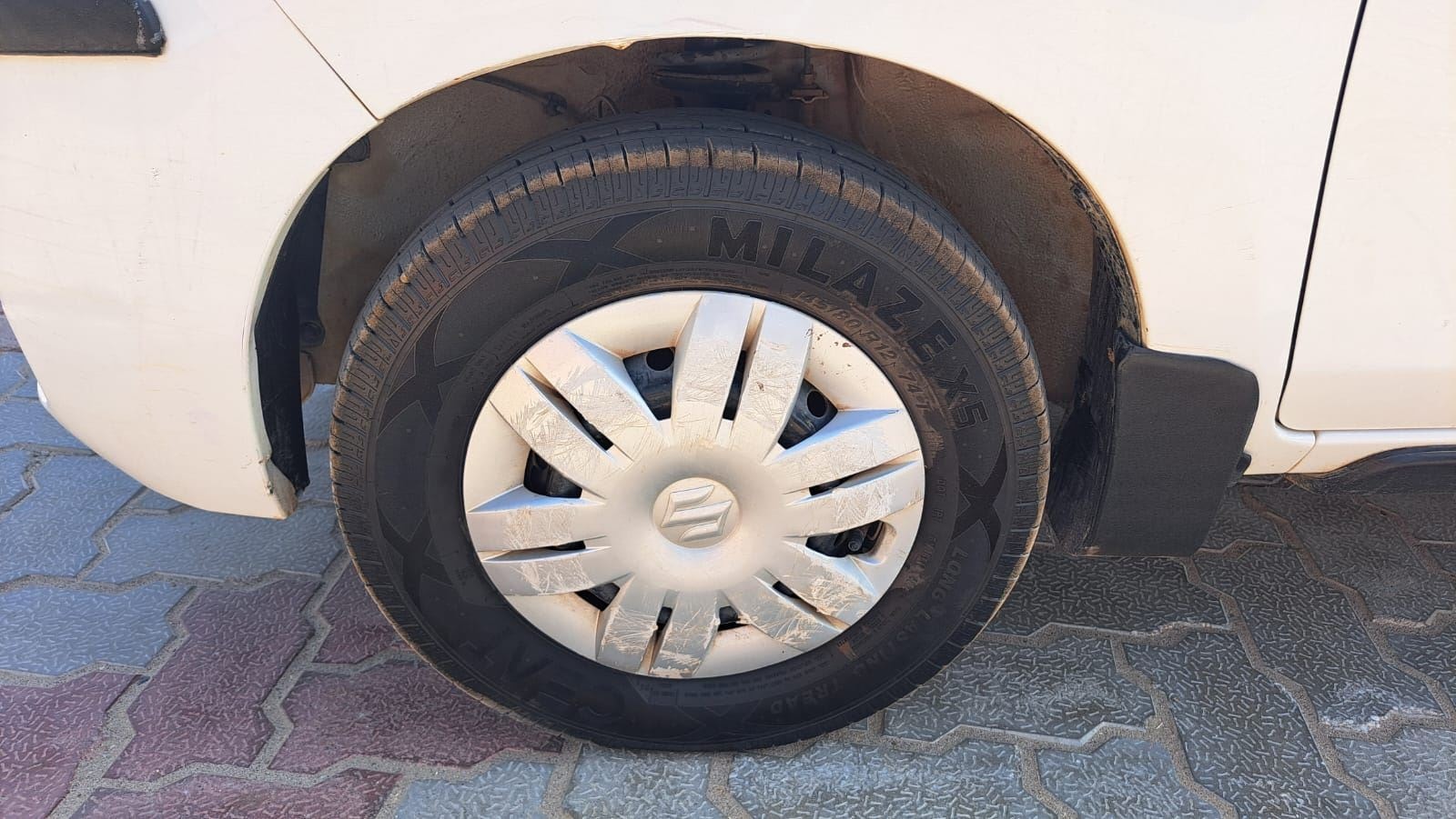 Alto 800 image 9 Alto 800 image 9