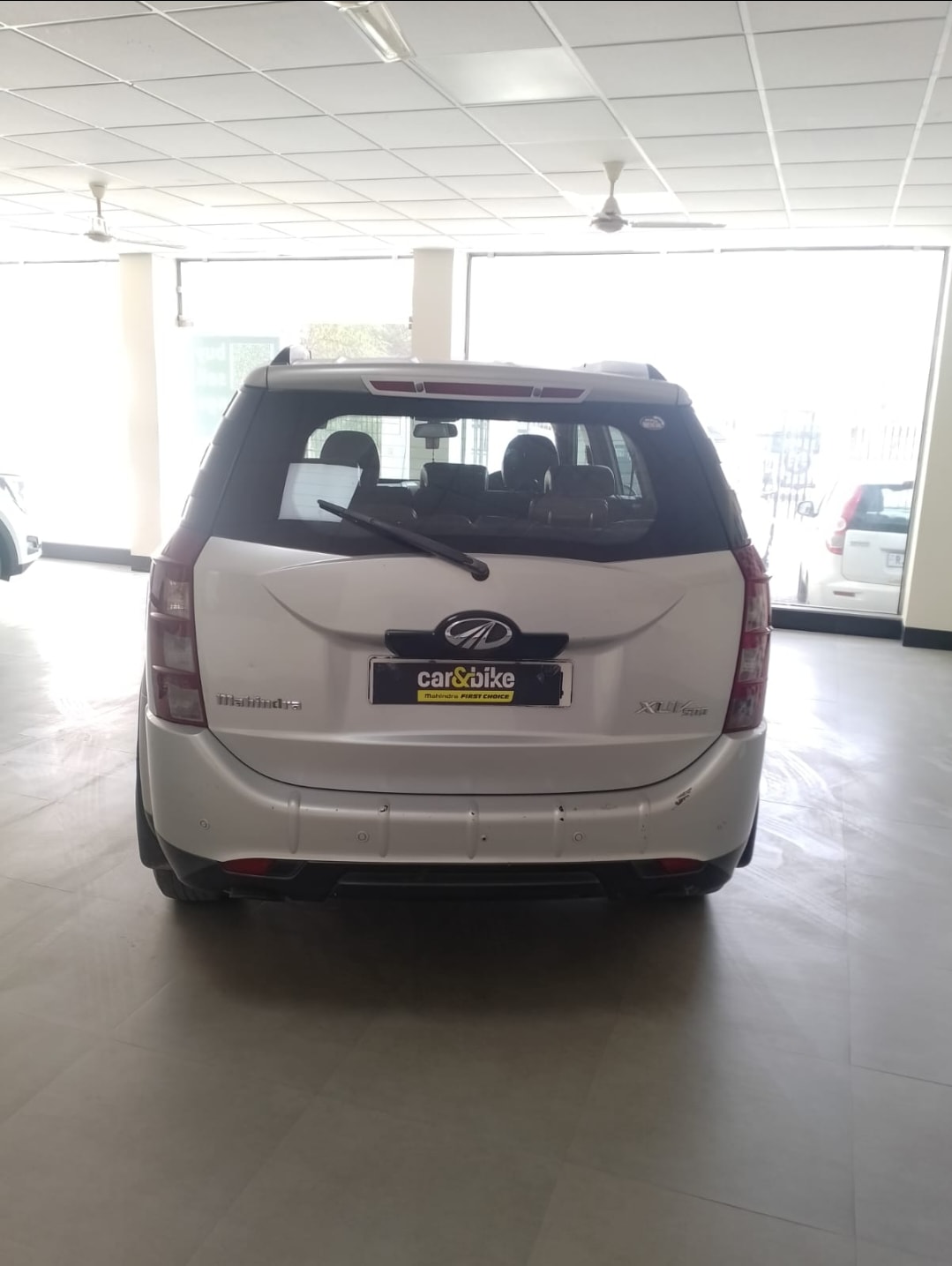 XUV700 image 4 XUV700 image 4