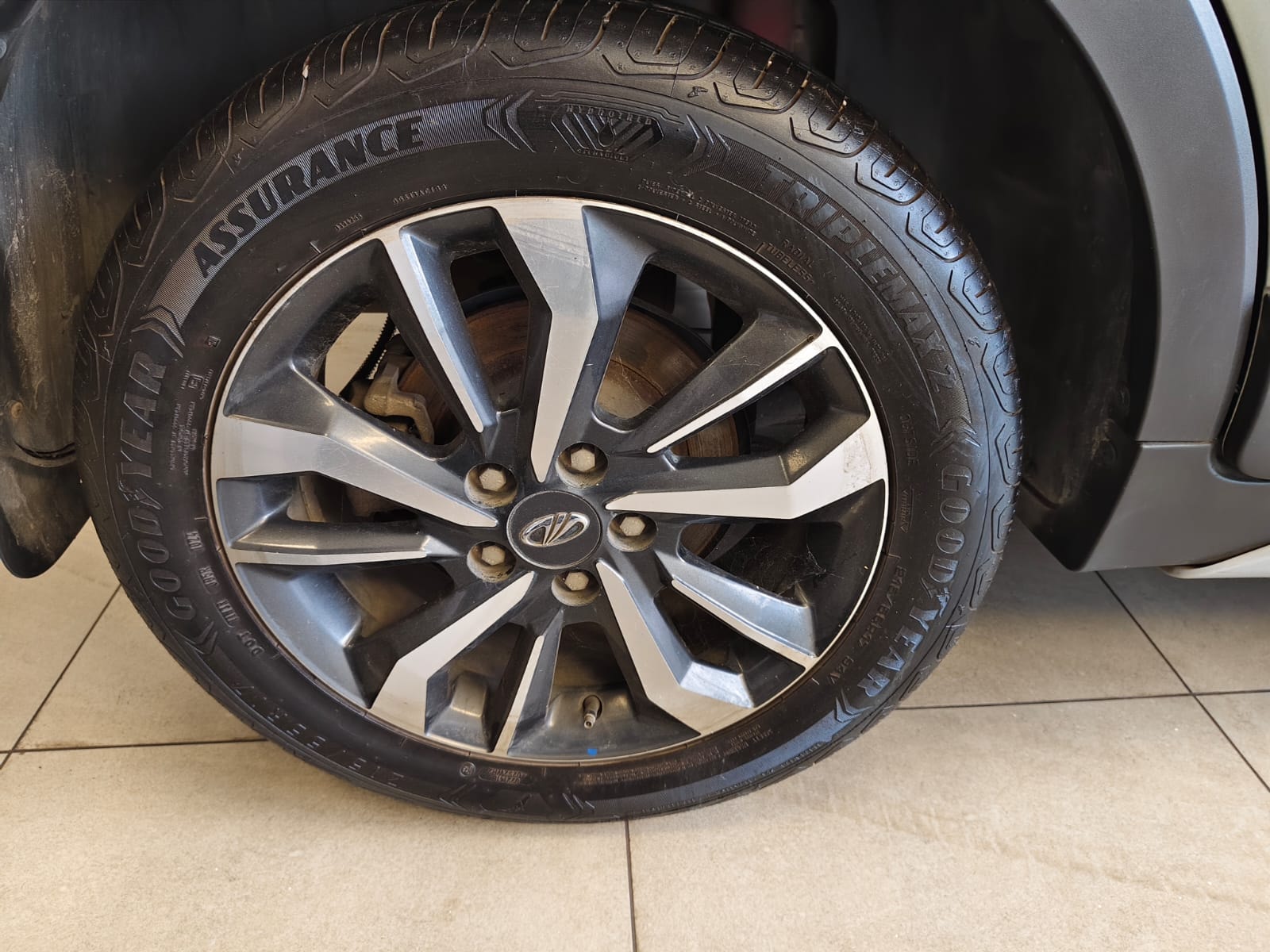 XUV300 image 9 XUV300 image 9