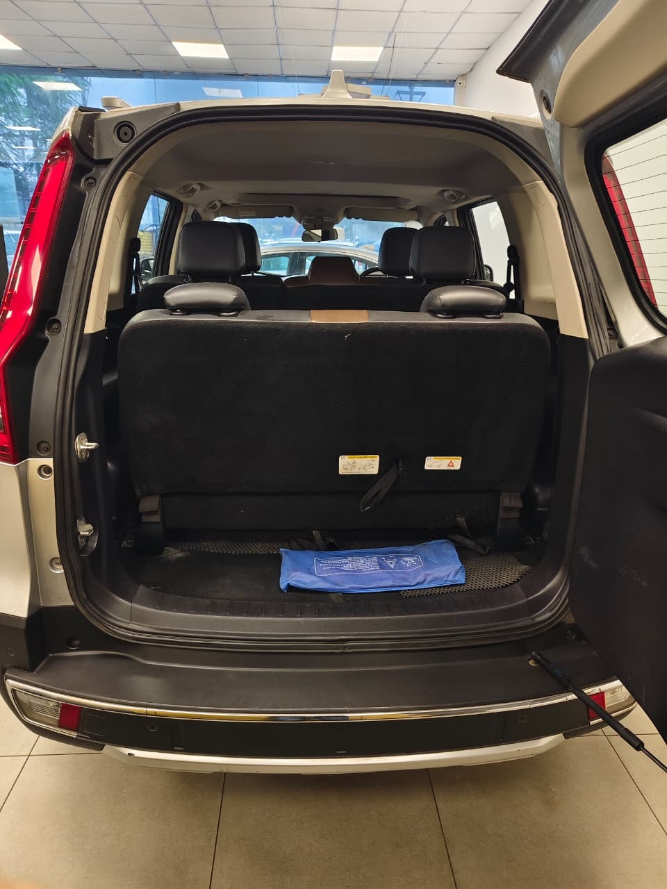 Scorpio-N image 10 Scorpio-N image 10