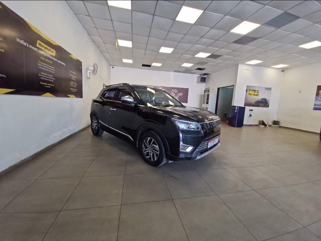 XUV300 image 7 XUV300 image 7