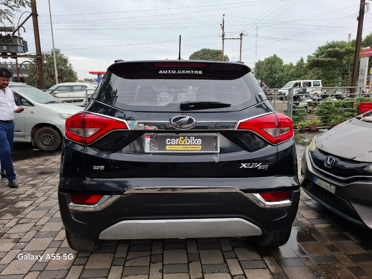 XUV300 image 4 XUV300 image 4