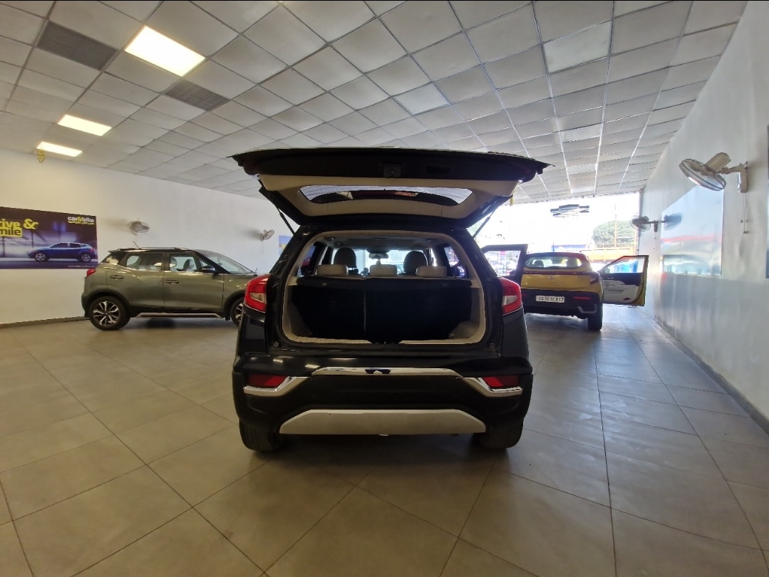 XUV300 image 10 XUV300 image 10