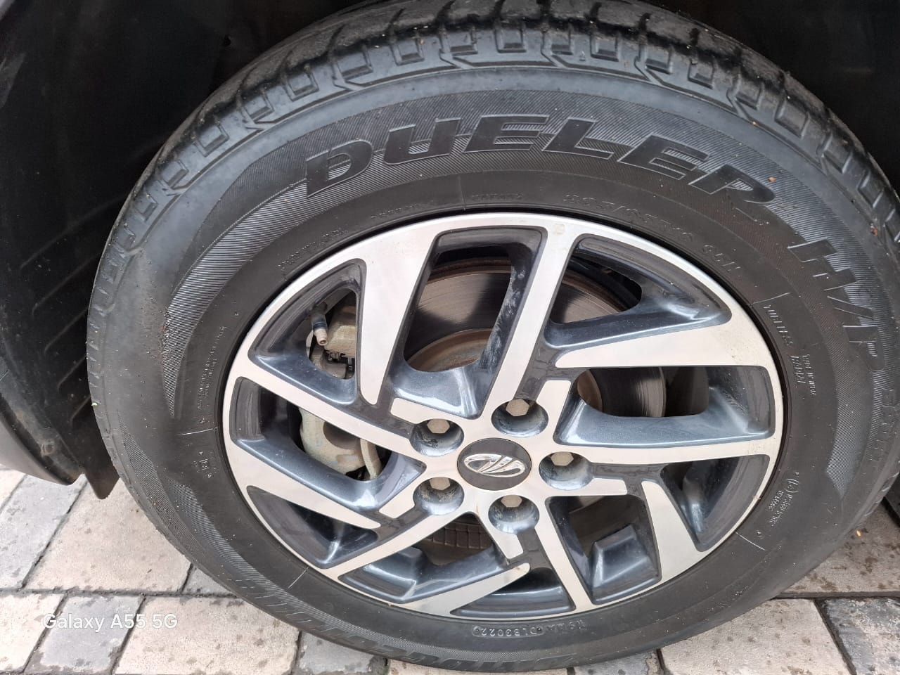 XUV300 image 9 XUV300 image 9