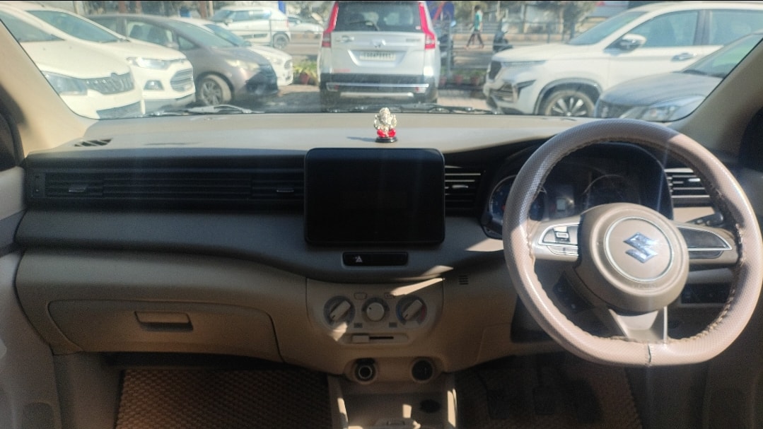 Ertiga image 12 Ertiga image 12