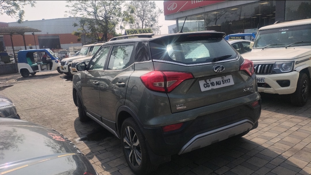 XUV300 image 3 XUV300 image 3