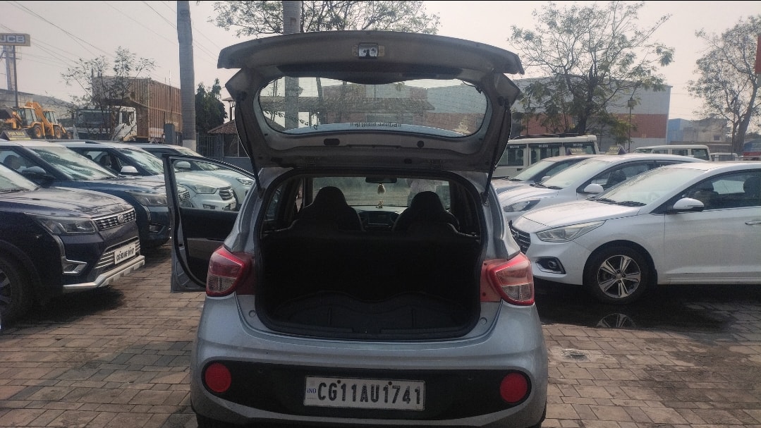 Grand i10 image 10 Grand i10 image 10