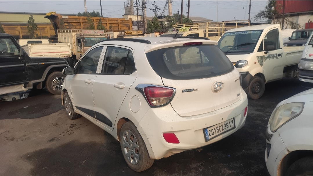 Grand i10 image 3 Grand i10 image 3