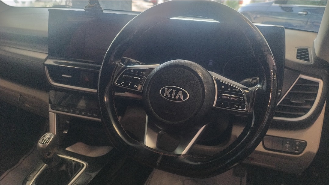 Seltos image 12 Seltos image 12