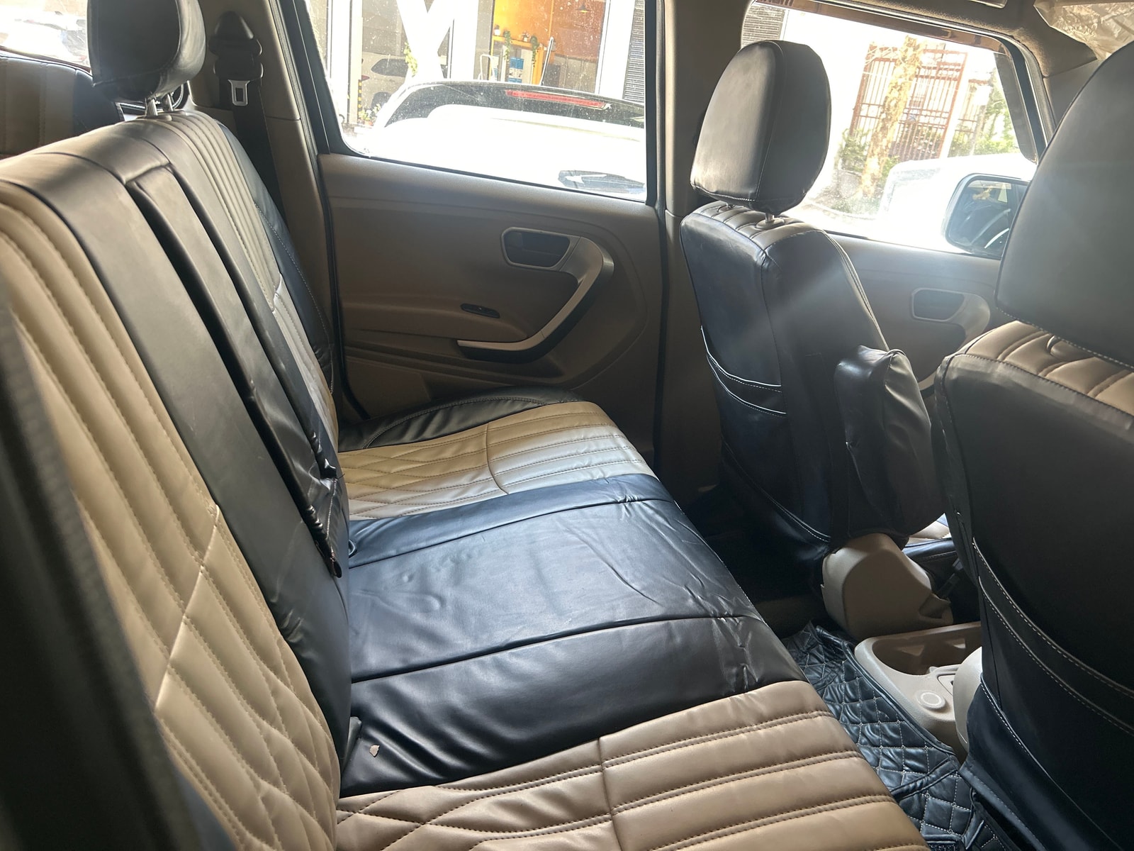 Used 2022 Mahindra Bolero Neo Used 2022 Mahindra Bolero Neo