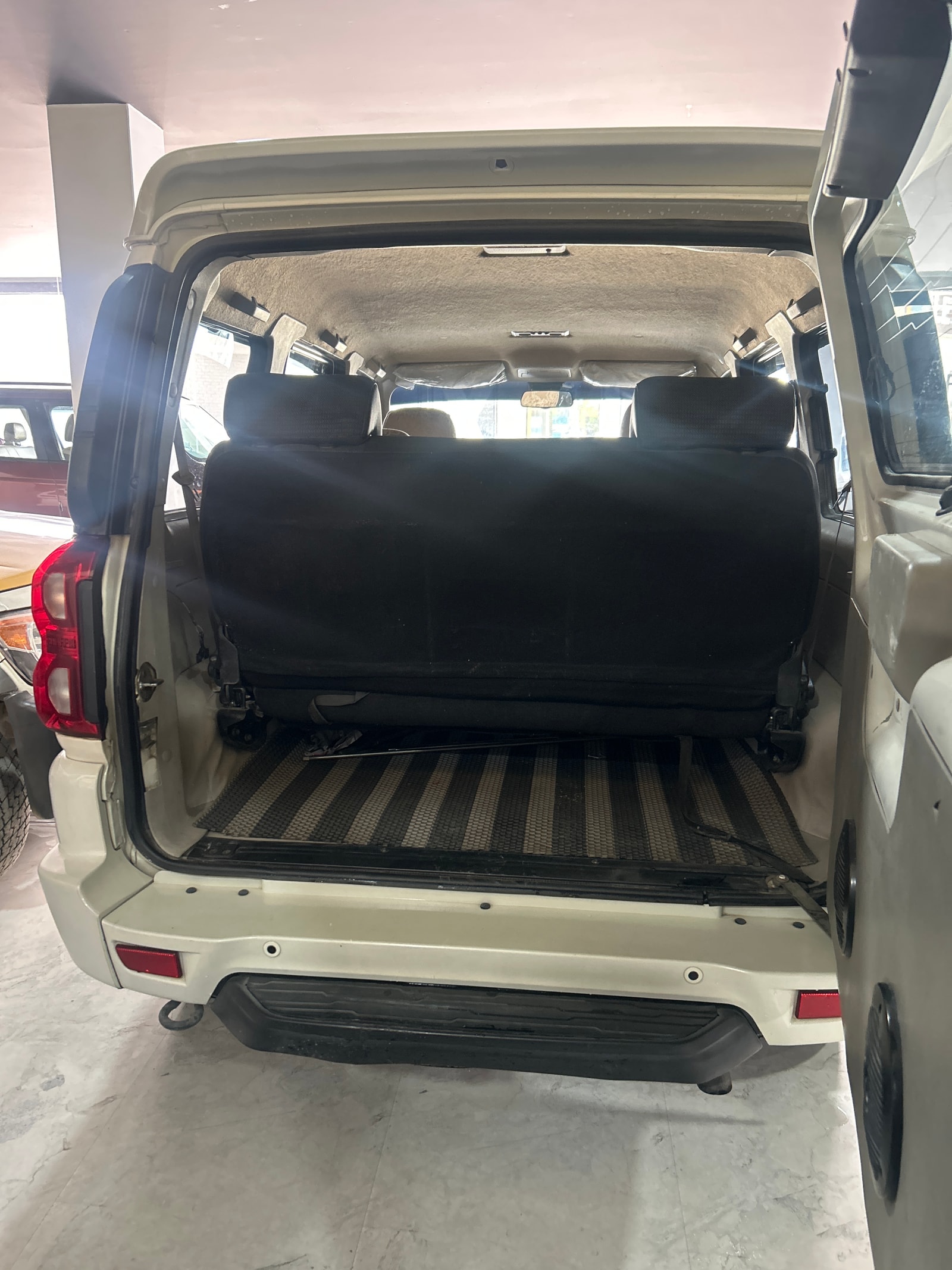 Scorpio image 10 Scorpio image 10