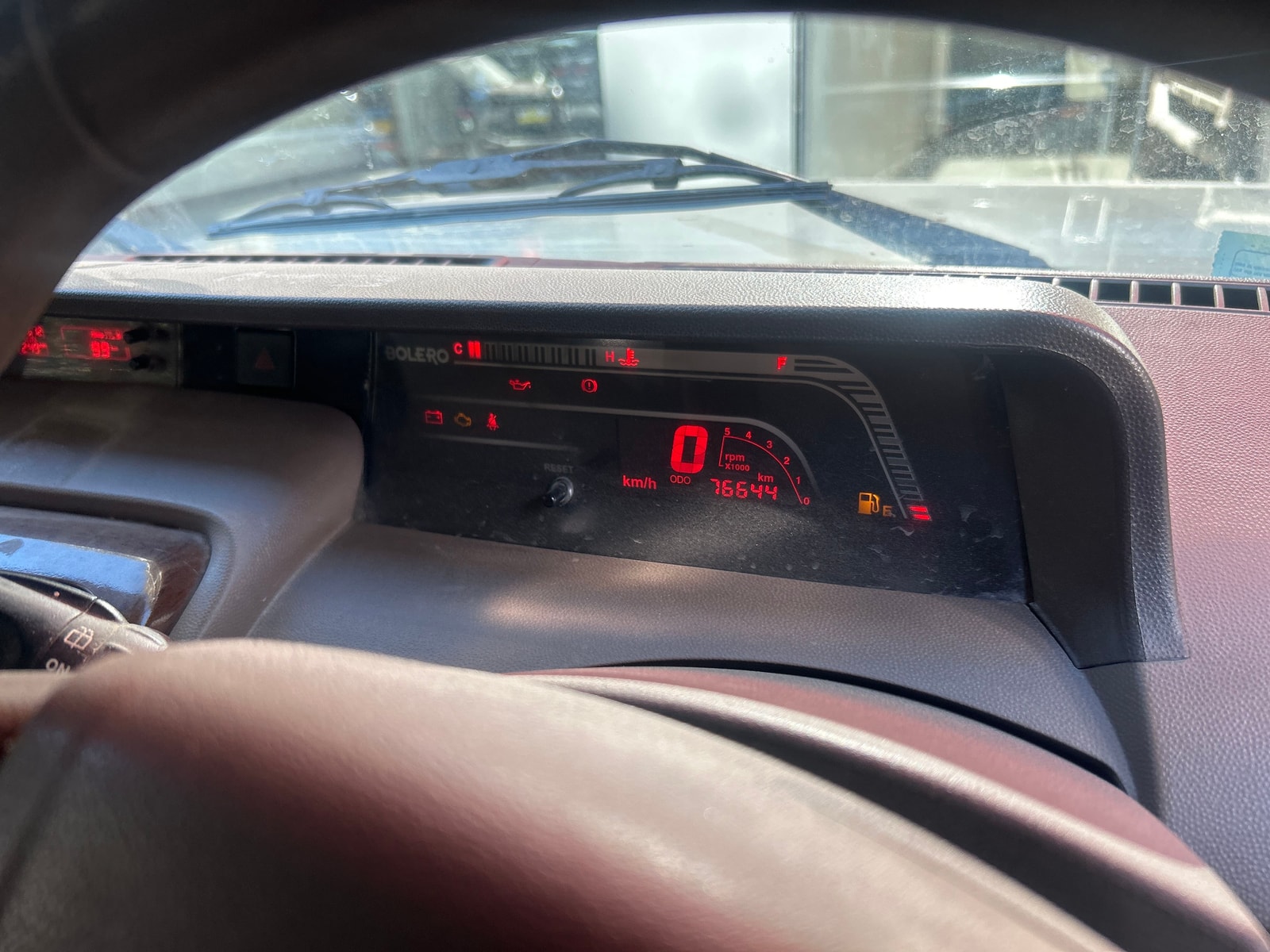 Bolero image 11 Bolero image 11