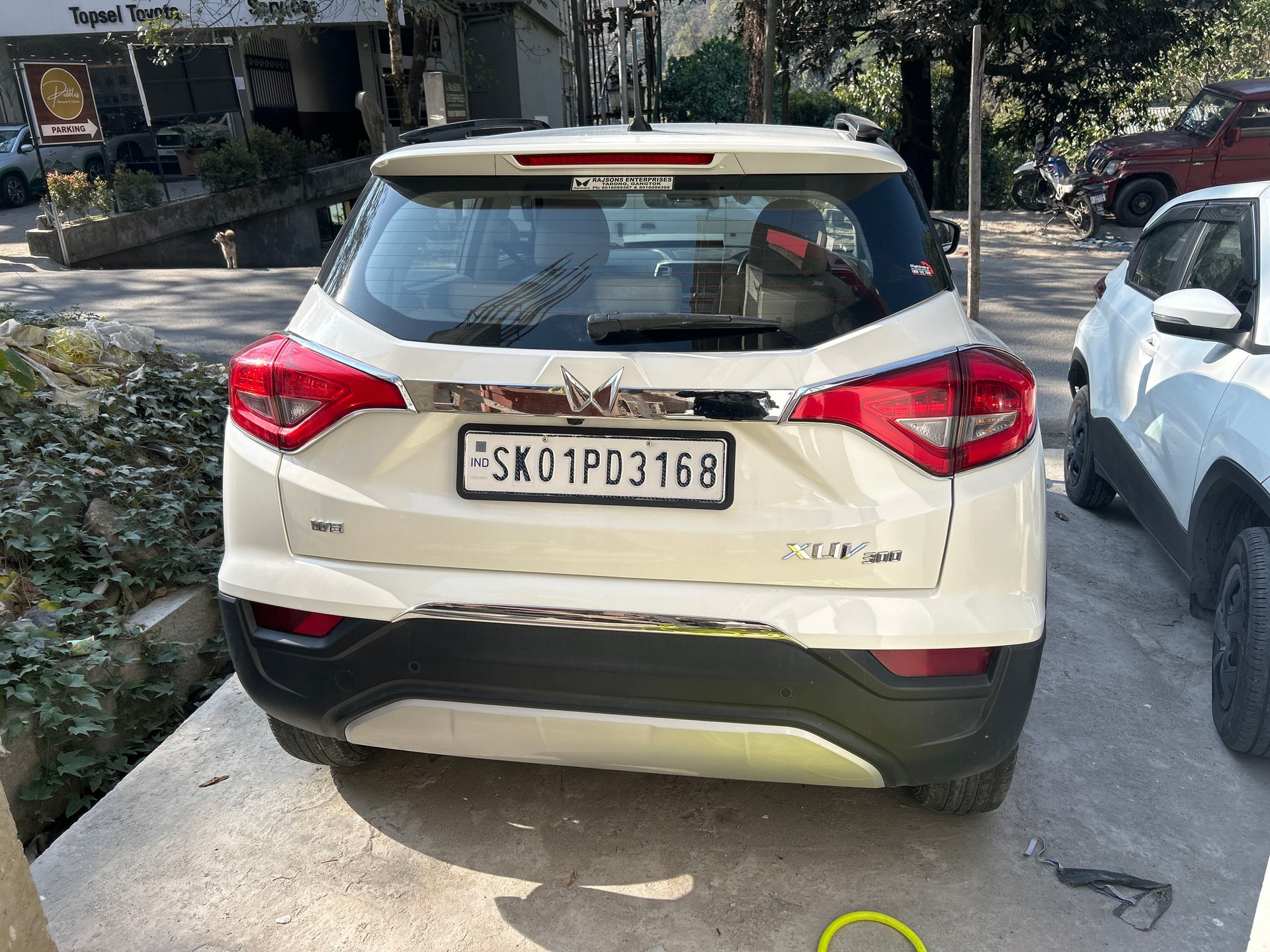 XUV300 image 4 XUV300 image 4