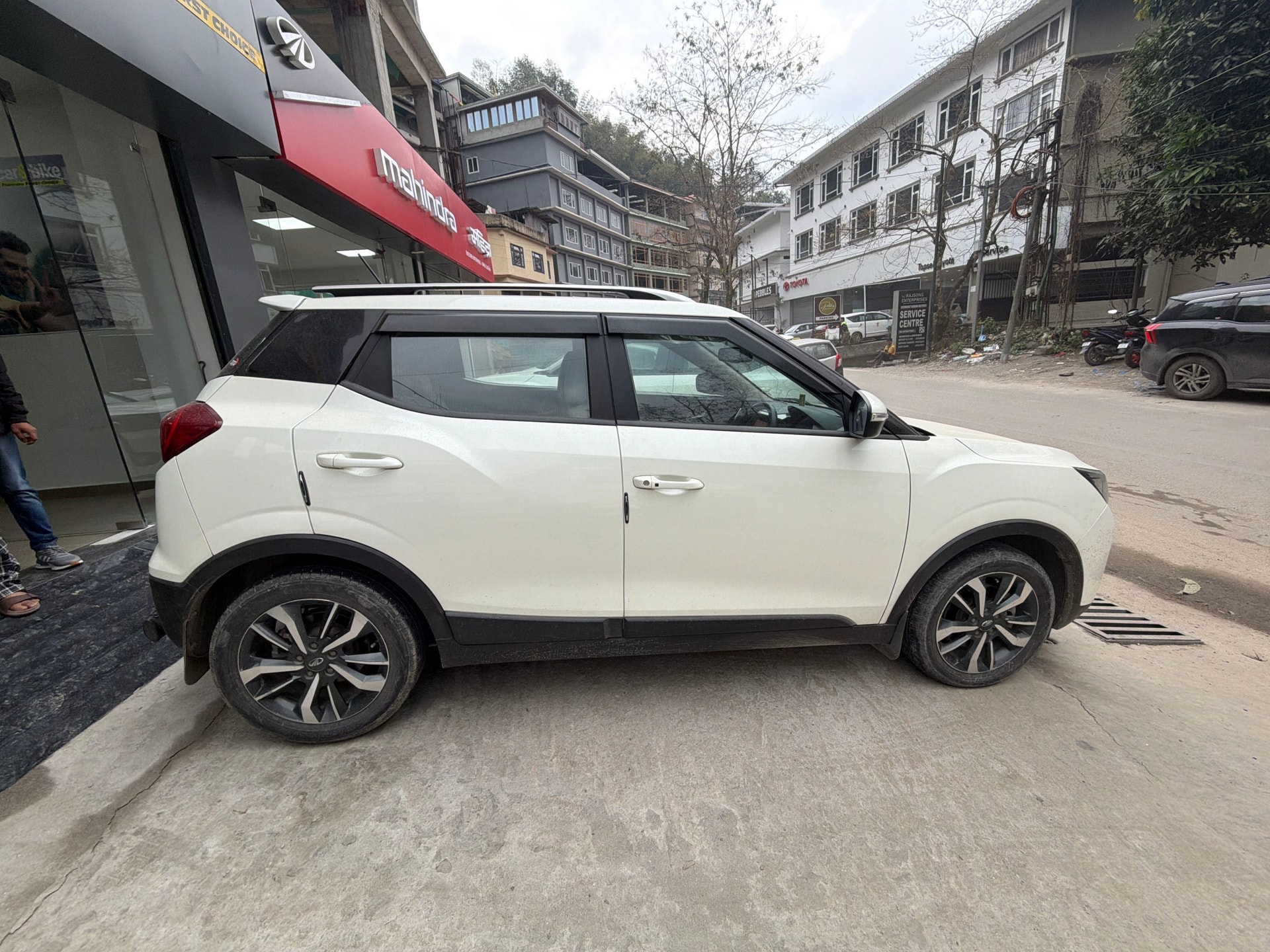 XUV300 image 6 XUV300 image 6