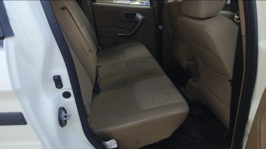 Used 2021 Mahindra Bolero Neo Used 2021 Mahindra Bolero Neo