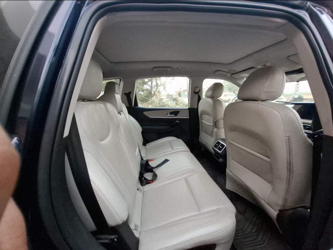 Used 2021 Mahindra XUV700 Used 2021 Mahindra XUV700