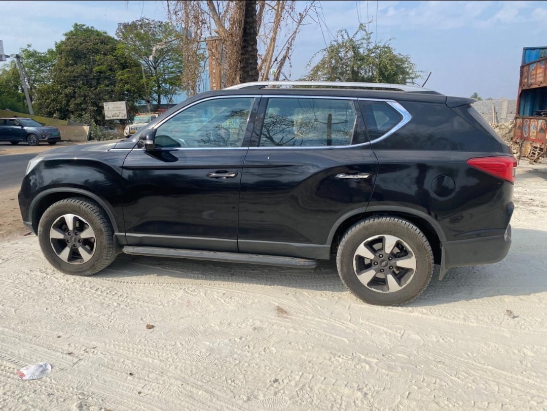 Used 2019 Mahindra Alturas G4 Used 2019 Mahindra Alturas G4