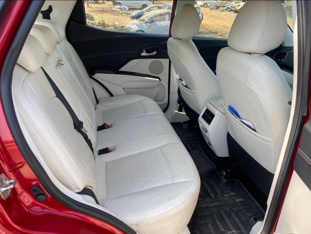 XUV 3XO image 17 XUV 3XO image 17