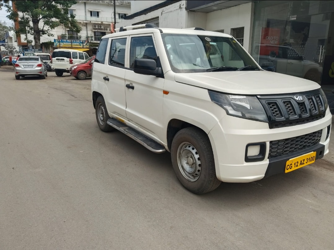 TUV300 image 7 TUV300 image 7