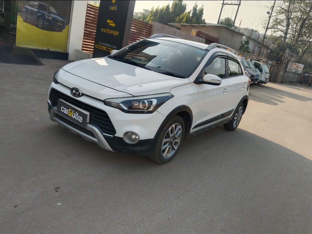 i20 Active image 1 i20 Active image 1