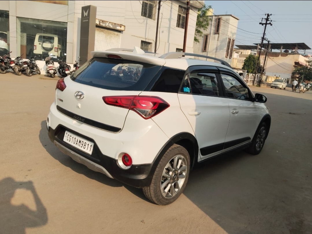 i20 Active image 3 i20 Active image 3