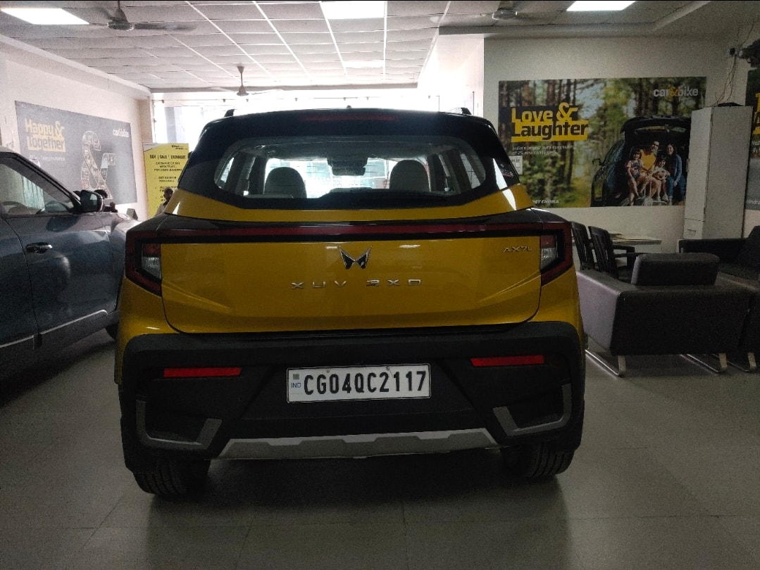 XUV 3XO image 3 XUV 3XO image 3