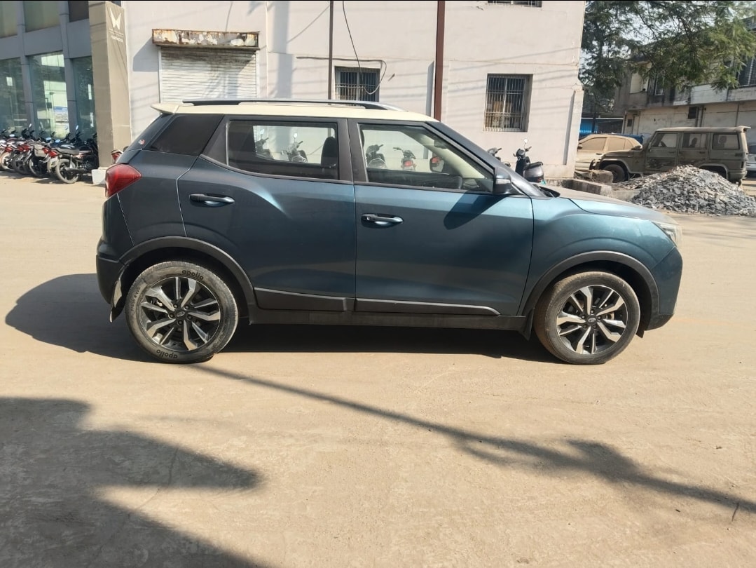 XUV300 image 6 XUV300 image 6