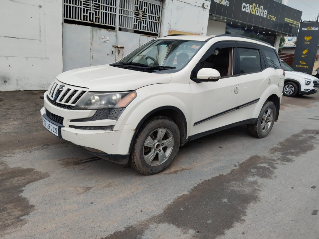 XUV500 image 1 XUV500 image 1