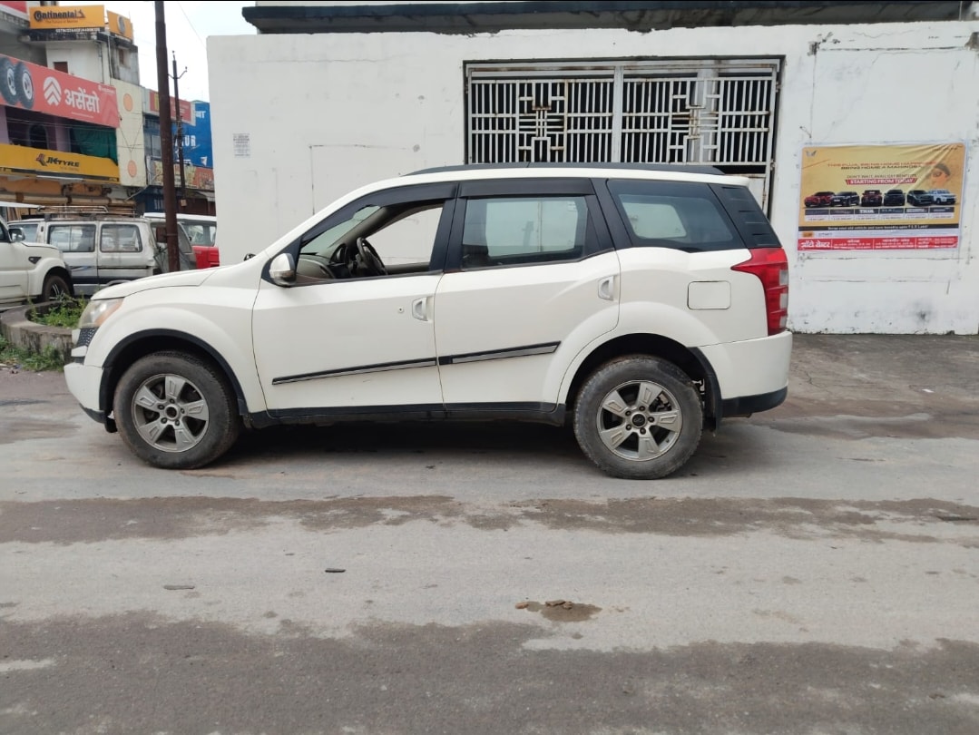 XUV500 image 2 XUV500 image 2