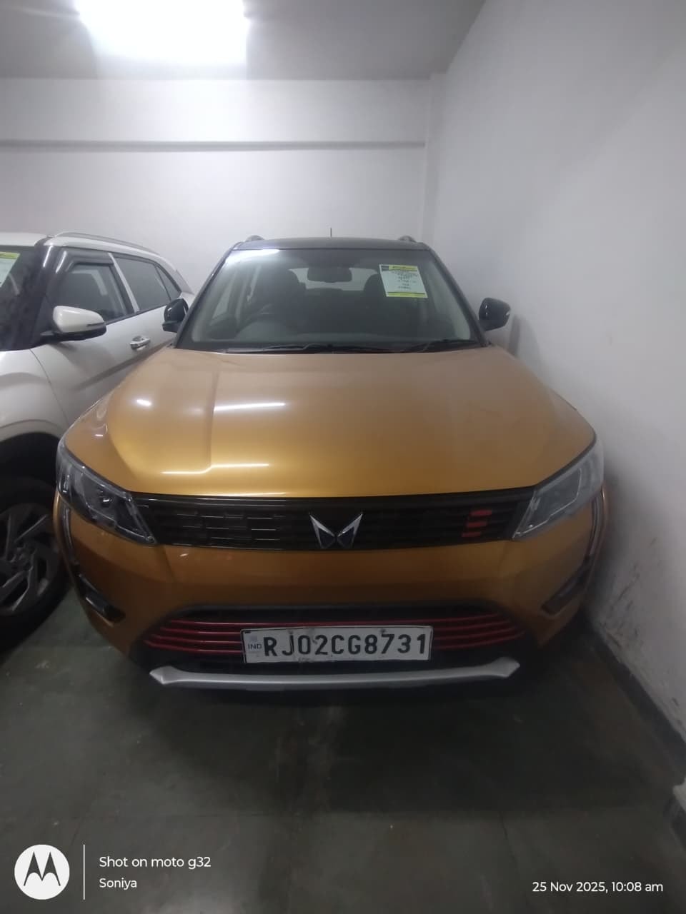 Used 2022 Mahindra XUV300 Used 2022 Mahindra XUV300