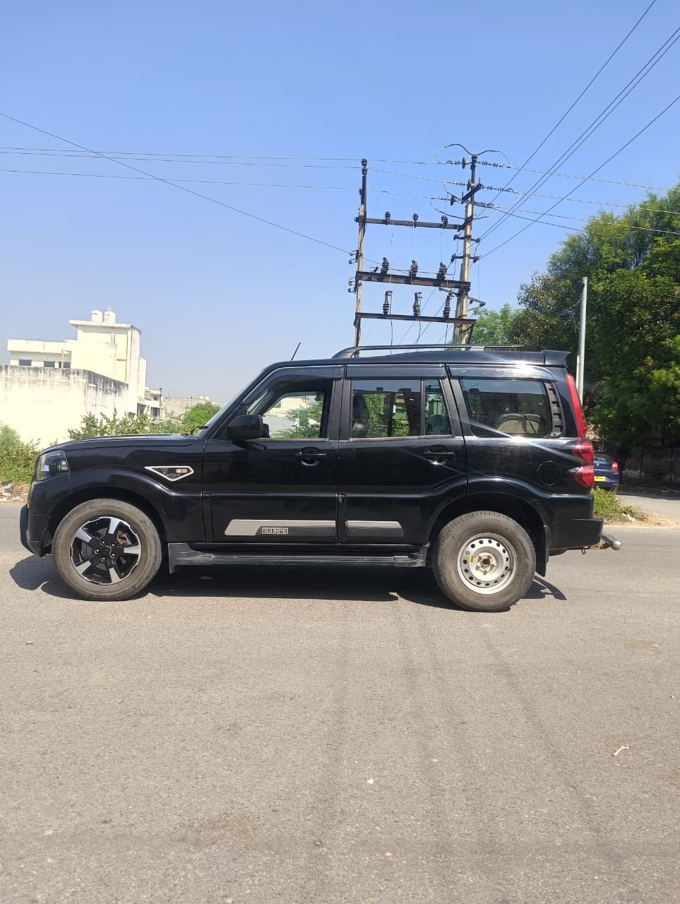 Scorpio Classic image 2 Scorpio Classic image 2