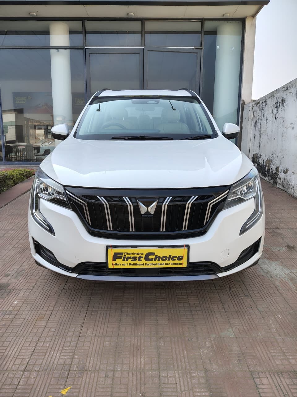 Used 2022 Mahindra XUV700 Used 2022 Mahindra XUV700