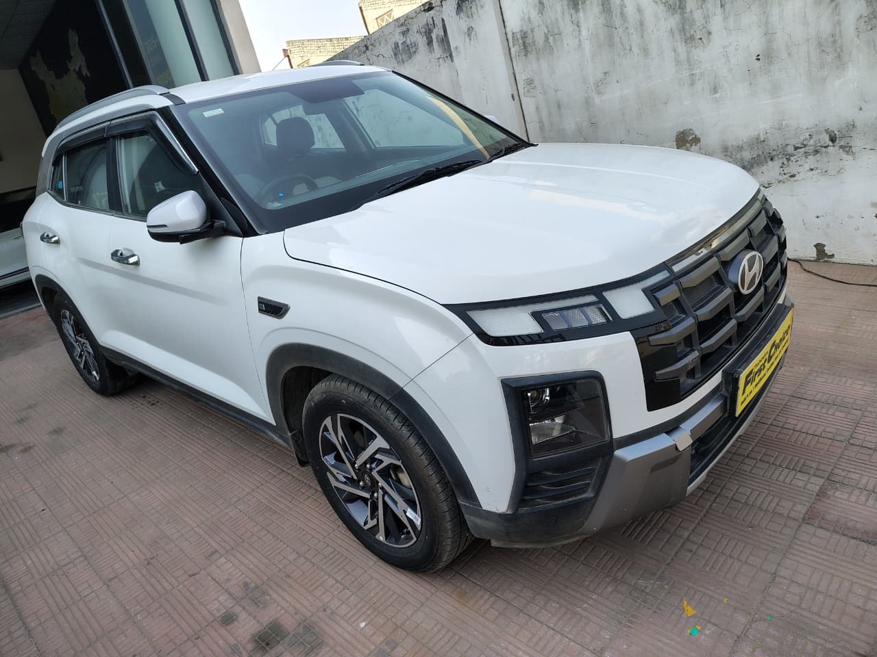 Creta image 5 Creta image 5